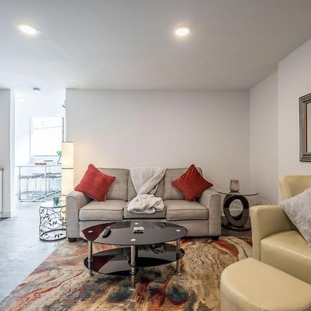 Modern Contemporary 2 Bedroom Suite Halifax Exterior photo