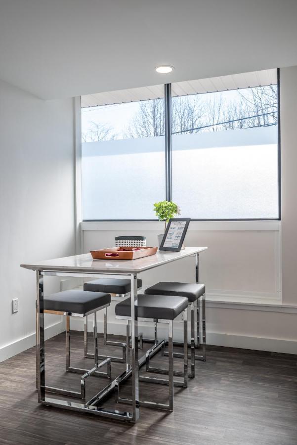 Modern Contemporary 2 Bedroom Suite Halifax Exterior photo
